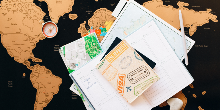 Family Sponsorship vs. Family Visitors Visa Difference in Canada