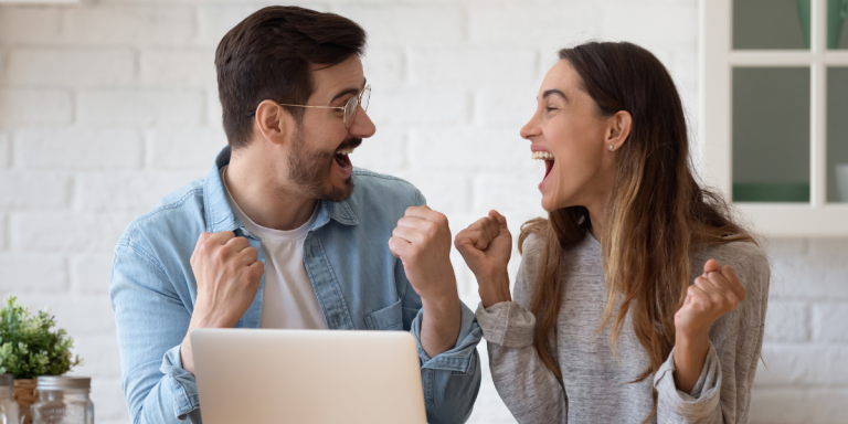 How to Qualify For a Spousal Sponsorship Program in Canada