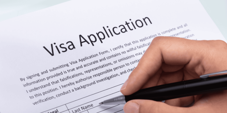 filling out canada digital nomad visa applications form